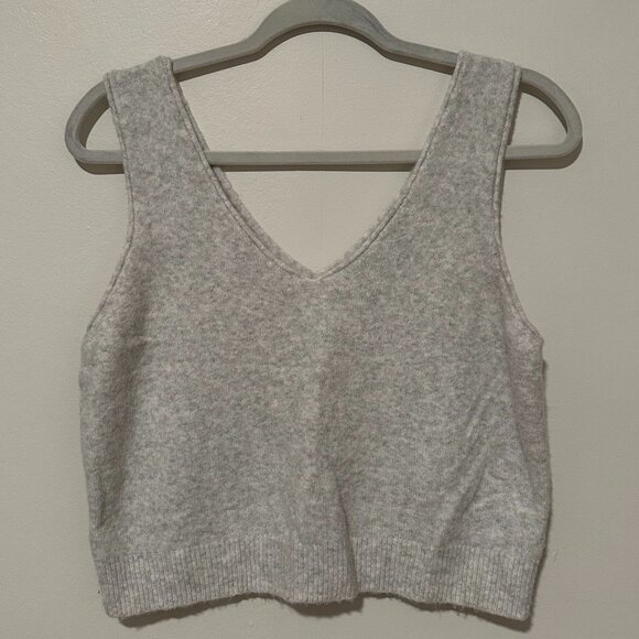 Grey Sweater Vest/Sleeveless Top - Picture 1 of 5